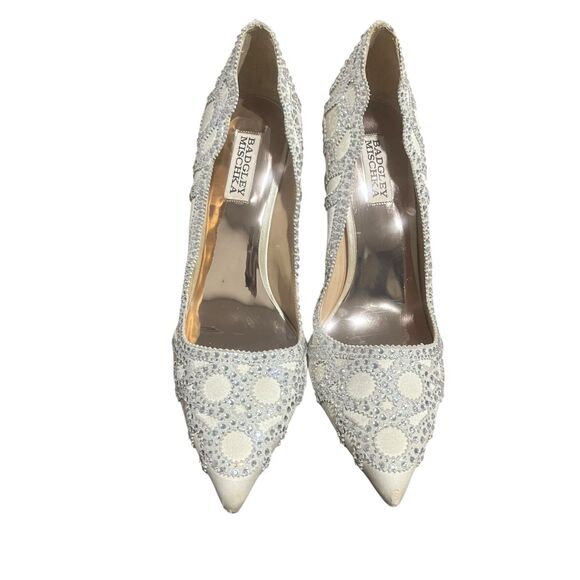 Badgley‎ Mischka Rouge Embellished Dress Pumps Heels in Ivory Satin Pointed Toe - Picture 2 of 11